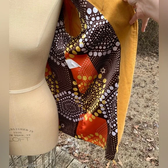 Mod Corduroy Jacket - Picture 15 of 16